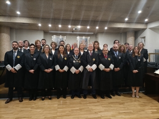 El presidente del TSJ de Madrid, Celso Rodríguez Padrón, con los nuevos letrados